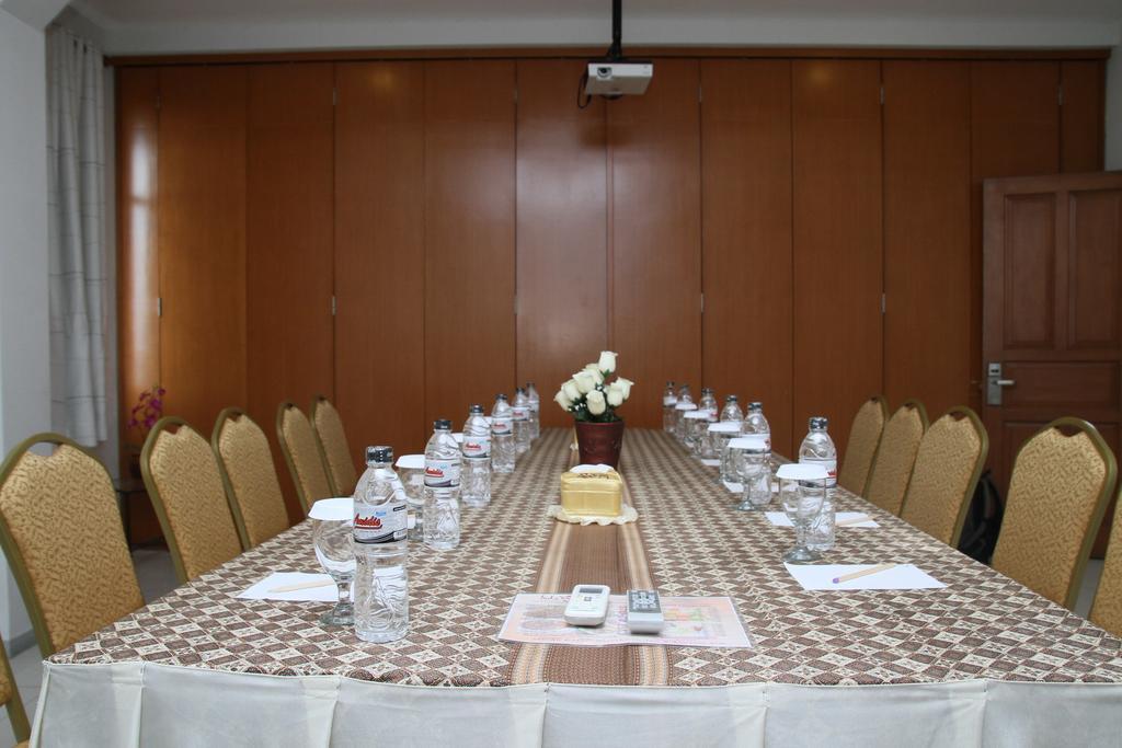 Bukit Dago Hotel Bandung Exterior foto