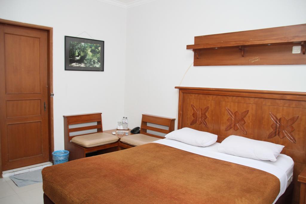 Bukit Dago Hotel Bandung Zimmer foto